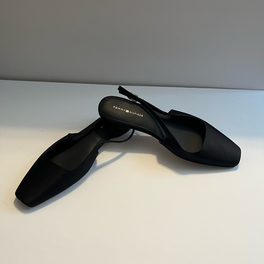 Tommy Hilfiger Black Slingback Square Toe Heels